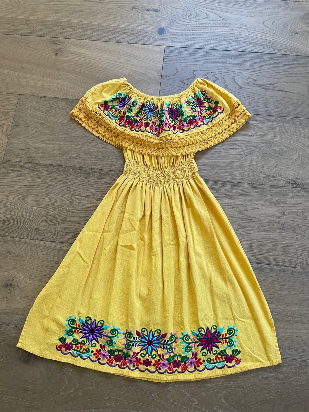 Beautiful Embroidered Mexican Off The Shoulder Dress Size Large